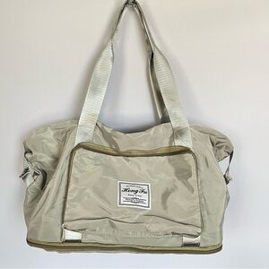 Hong Fu “Enjoy Travel” Tote Bag in Sage Green